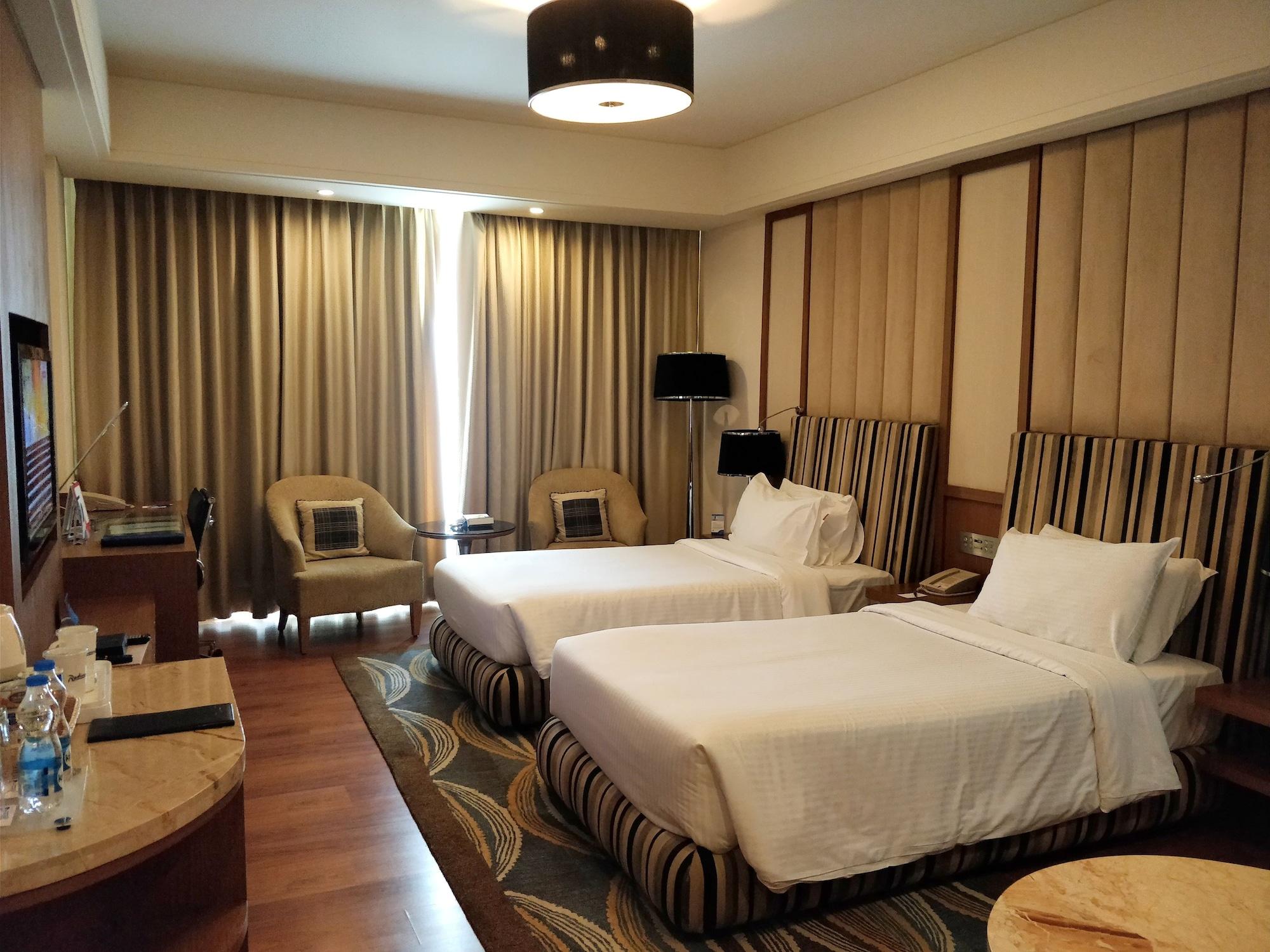 Radisson Blu Hotel, Nagpur Exteriör bild