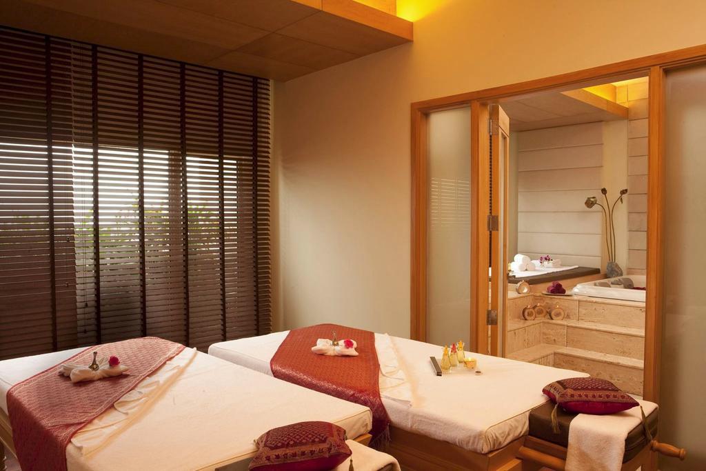 Radisson Blu Hotel, Nagpur Exteriör bild