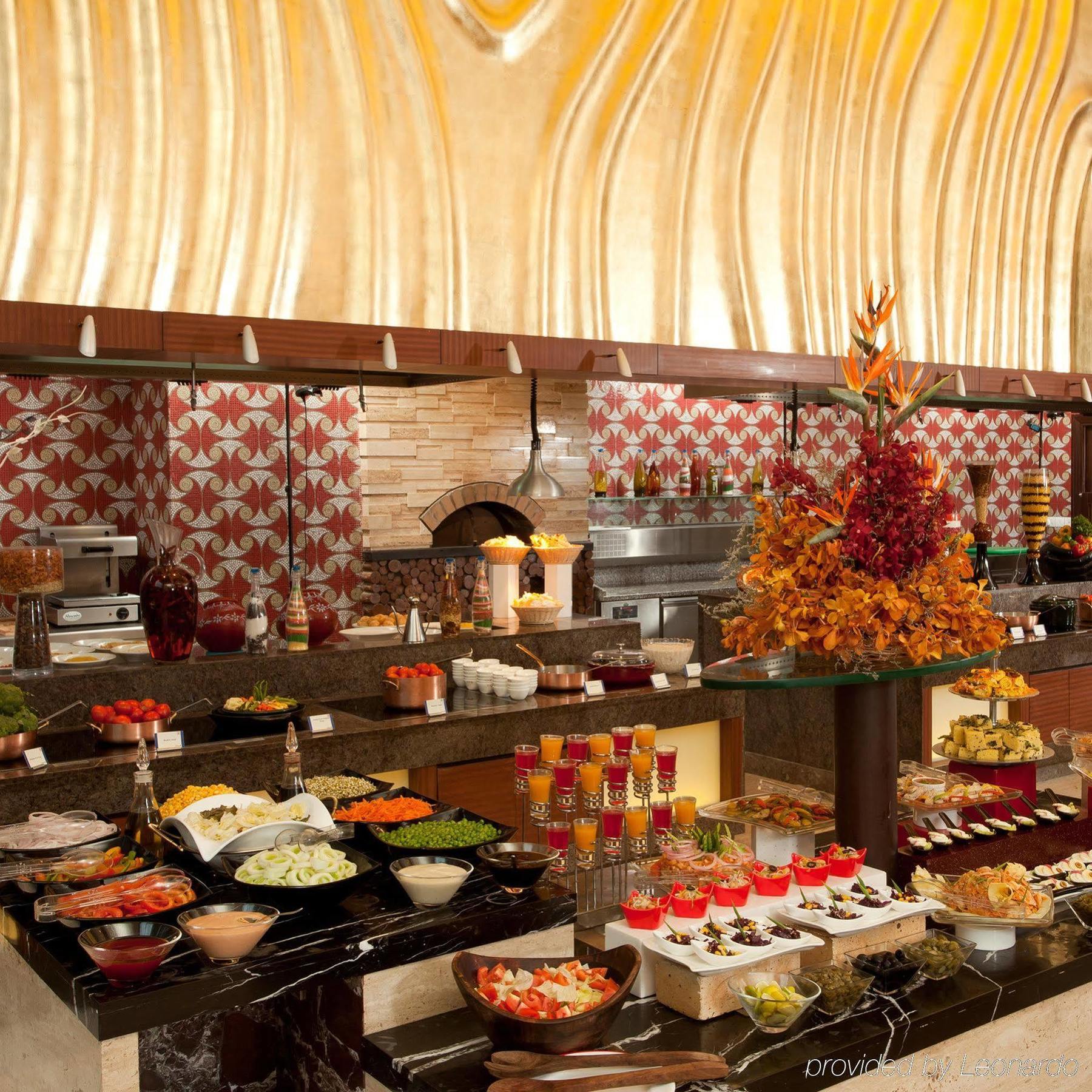 Radisson Blu Hotel, Nagpur Exteriör bild