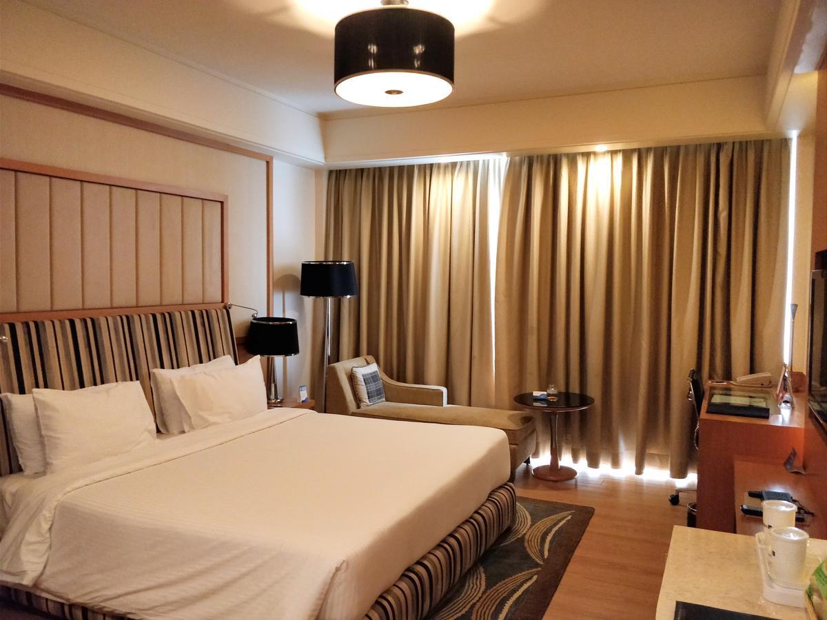 Radisson Blu Hotel, Nagpur Exteriör bild