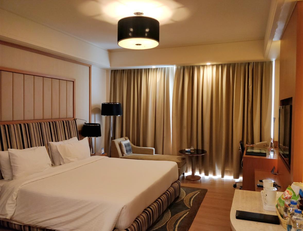 Radisson Blu Hotel, Nagpur Exteriör bild