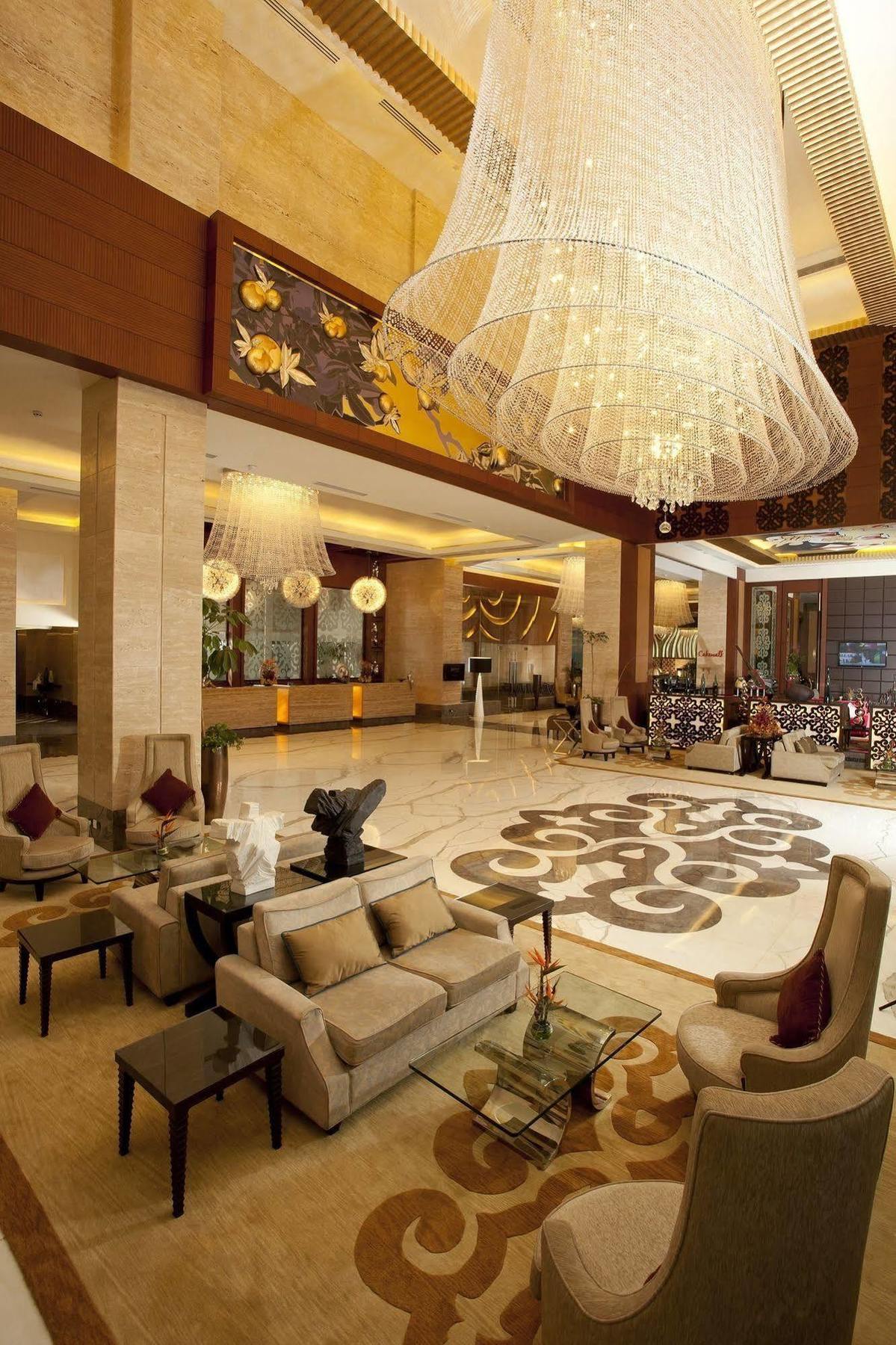 Radisson Blu Hotel, Nagpur Exteriör bild